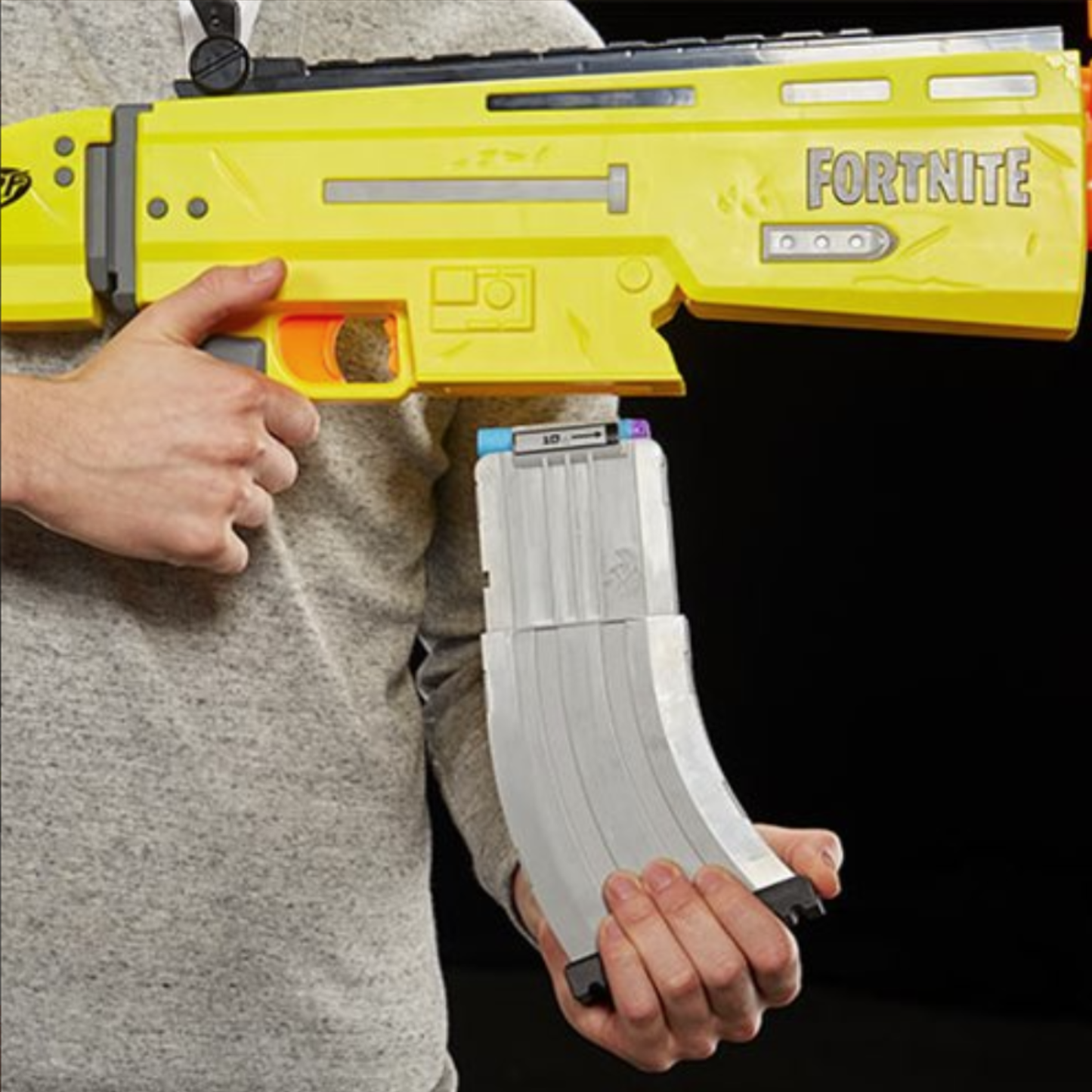 Fortnite AR-L Nerf Blaster with 20 Darts